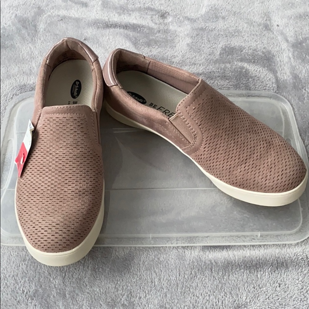 Dr.Scholl’s slip-ons